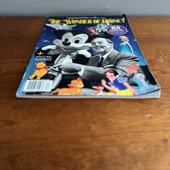 The Wonder Of‎ Disney Hollywood Spotlight Magazine Collectors Edition Jan 2022 - Picture 5 of 9